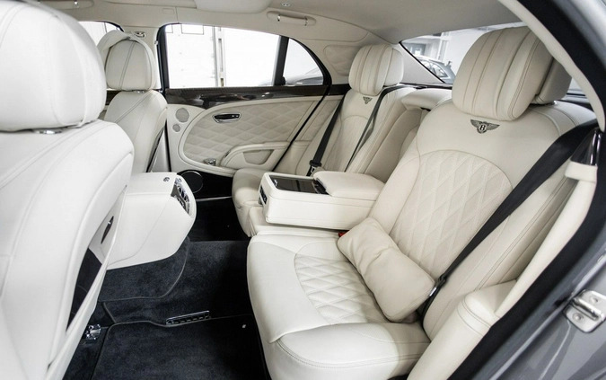 Bentley Mulsanne cena 1750000 przebieg: 470, rok produkcji 2020 z Jedlicze małe 781